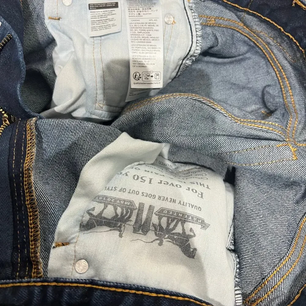 Levi's 505 Relaxed Straight Leg Denim Blue Jeans | Men's Size 30X32